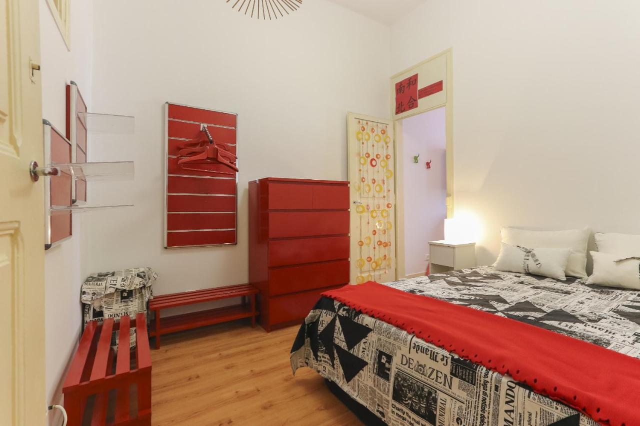 Red Almirante By Homing * Lissabon